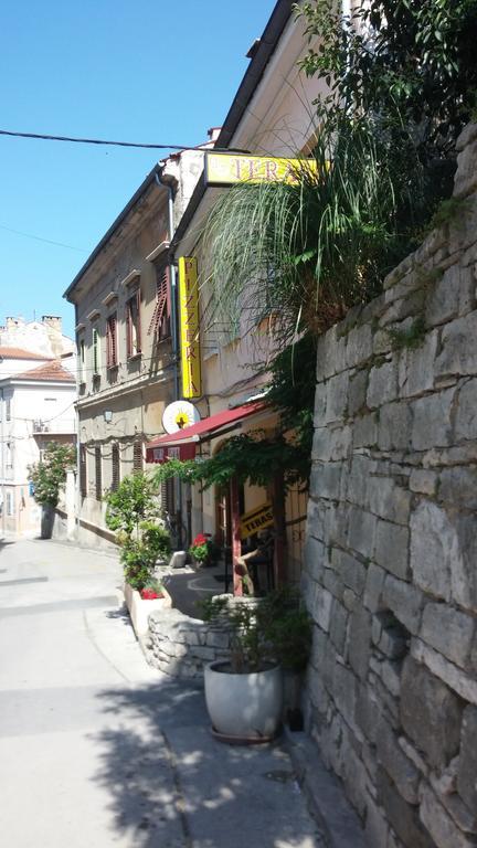 Apartment Arco Arina